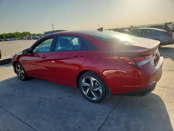 KMHLS4AG8PU465330 2023 HYUNDAI ELANTRA - Image 2