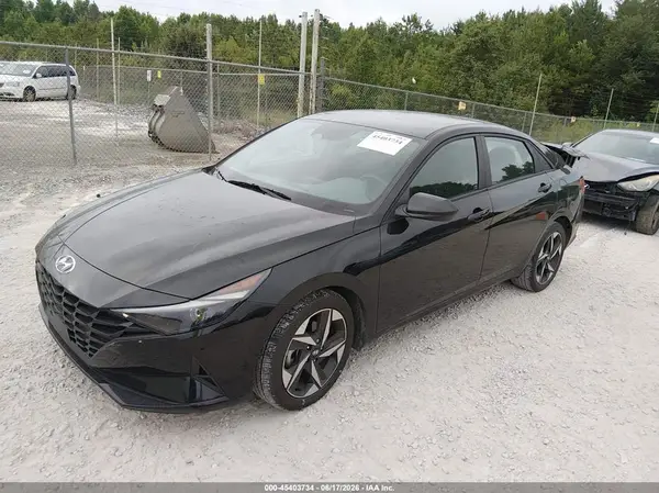 KMHLS4AG8PU504689 2023 HYUNDAI ELANTRA - Image 2
