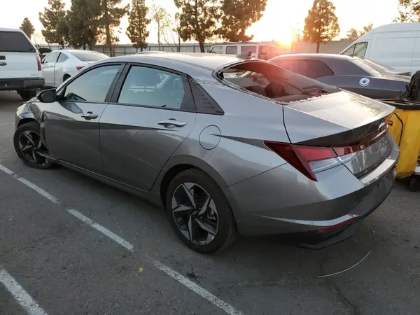 KMHLS4AG8PU519256 2023 HYUNDAI ELANTRA - Image 2