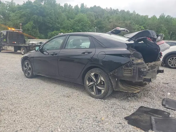 KMHLS4AG8PU548241 2023 HYUNDAI ELANTRA - Image 2