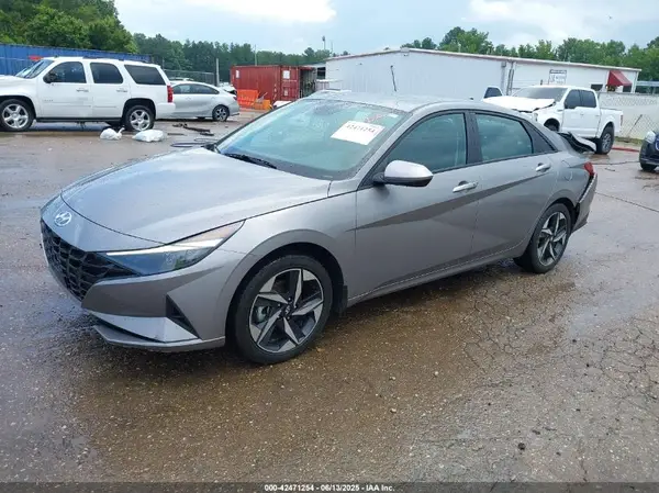KMHLS4AG8PU555982 2023 HYUNDAI ELANTRA - Image 2