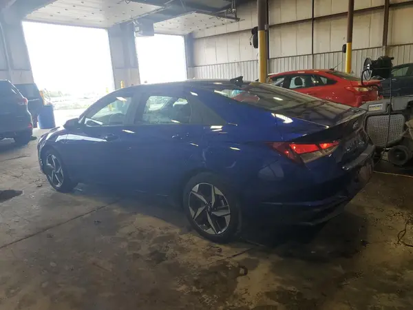 KMHLS4AG8PU559806 2023 HYUNDAI ELANTRA - Image 2