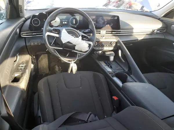 KMHLS4AG8PU568859 2023 HYUNDAI ELANTRA - Image 8