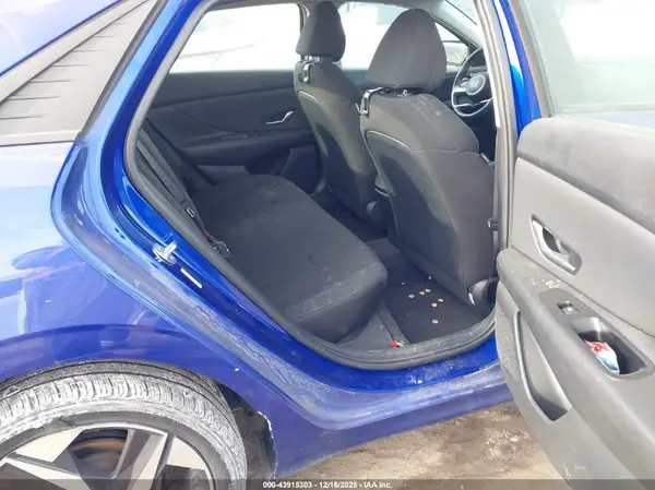 KMHLS4AG8PU587962 2023 HYUNDAI ELANTRA - Image 8