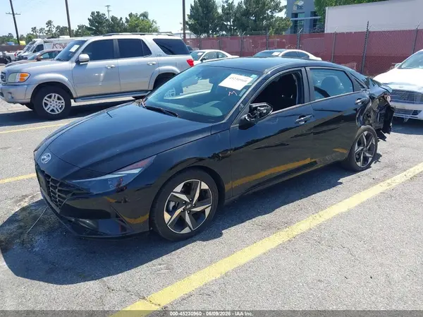 KMHLS4AG8PU591087 2023 HYUNDAI ELANTRA - Image 2