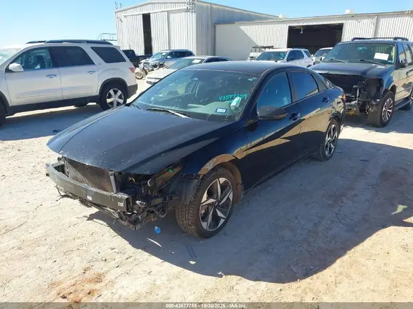 KMHLS4AG8PU591798 2023 HYUNDAI ELANTRA - Image 2