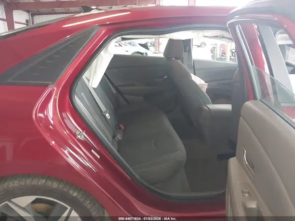 KMHLS4AG8PU593468 2023 HYUNDAI ELANTRA - Image 8