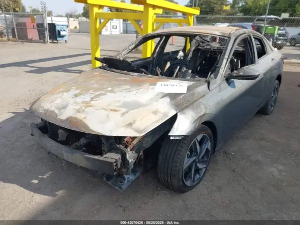 KMHLS4AG8PU600614 2023 HYUNDAI ELANTRA - Image 2