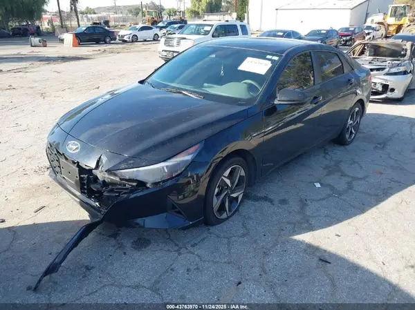 KMHLS4AG8PU601326 2023 HYUNDAI ELANTRA - Image 2