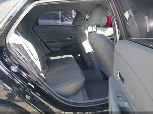 KMHLS4AG8PU601326 2023 HYUNDAI ELANTRA - Image 8