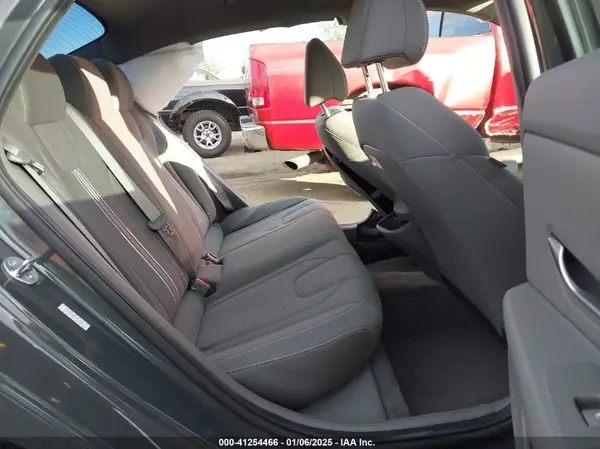KMHLS4AG8PU623441 2023 HYUNDAI ELANTRA - Image 8