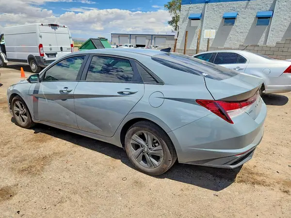 KMHLS4AG9MU101543 2021 HYUNDAI ELANTRA - Image 2