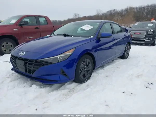 KMHLS4AG9MU101879 2021 HYUNDAI ELANTRA - Image 2