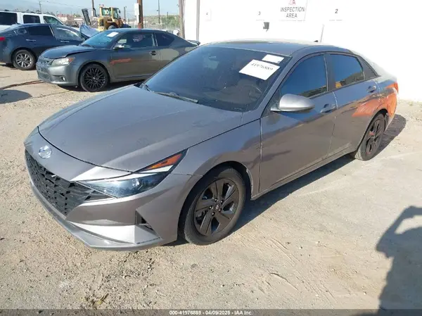 KMHLS4AG9MU126944 2021 HYUNDAI ELANTRA - Image 2