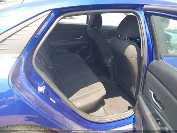 KMHLS4AG9NU244025 2022 HYUNDAI ELANTRA - Image 8