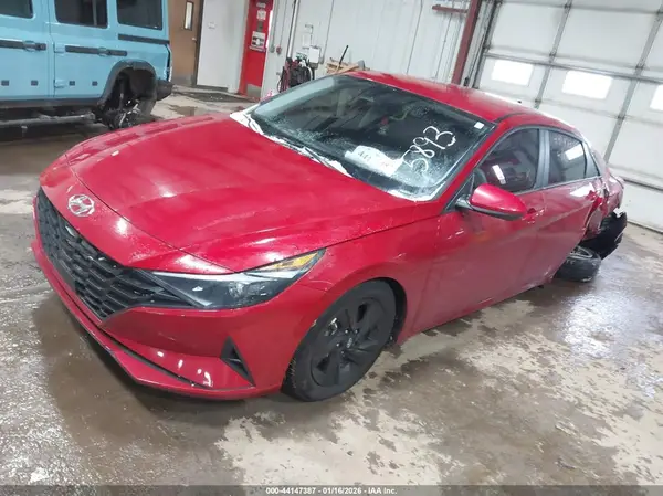 KMHLS4AG9NU265893 2022 HYUNDAI ELANTRA - Image 2