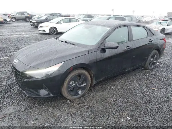 KMHLS4AG9NU275632 2022 HYUNDAI ELANTRA - Image 2
