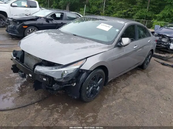 KMHLS4AG9NU368912 2022 HYUNDAI ELANTRA - Image 2