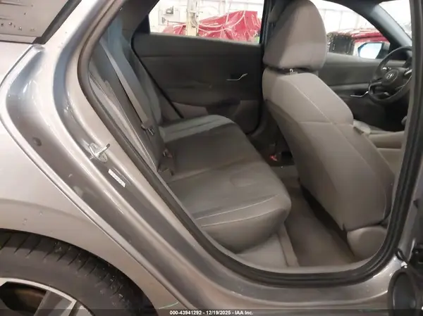 KMHLS4AG9PU405587 2023 HYUNDAI ELANTRA - Image 8