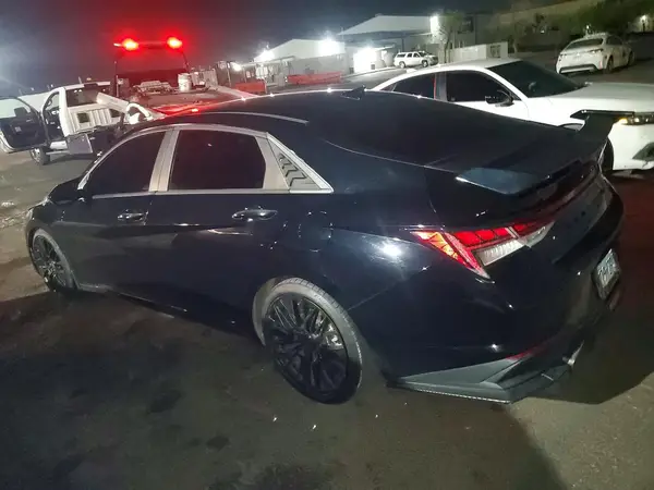 KMHLS4AG9PU420624 2023 HYUNDAI ELANTRA - Image 2