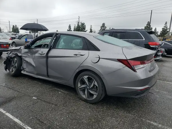 KMHLS4AG9PU423152 2023 HYUNDAI ELANTRA - Image 2