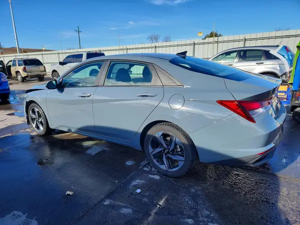 KMHLS4AG9PU426276 2023 HYUNDAI ELANTRA - Image 2