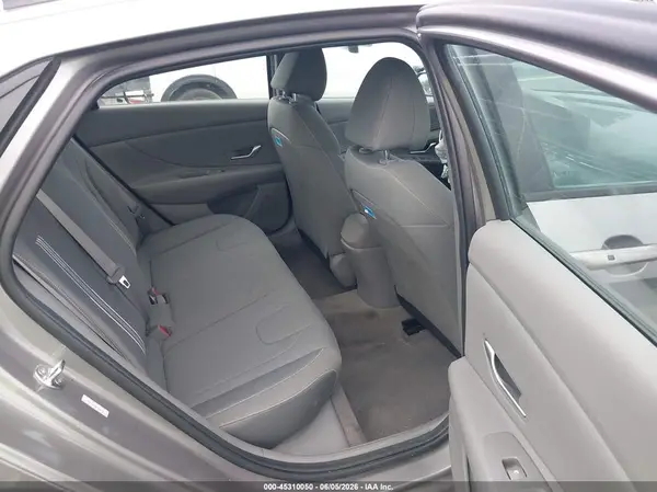 KMHLS4AG9PU452537 2023 HYUNDAI ELANTRA - Image 8