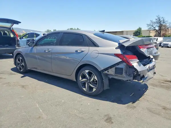 KMHLS4AG9PU454059 2023 HYUNDAI ELANTRA - Image 2