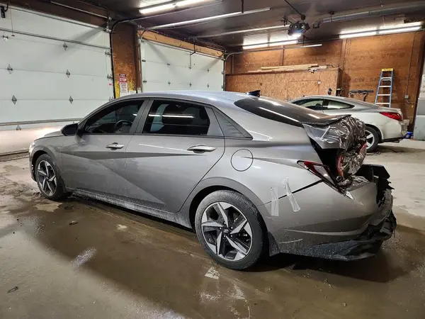 KMHLS4AG9PU463523 2023 HYUNDAI ELANTRA - Image 2