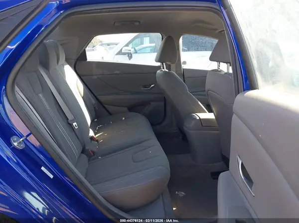 KMHLS4AG9PU475817 2023 HYUNDAI ELANTRA - Image 8