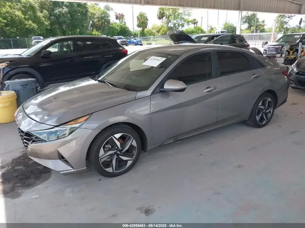 KMHLS4AG9PU477244 2023 HYUNDAI ELANTRA - Image 2