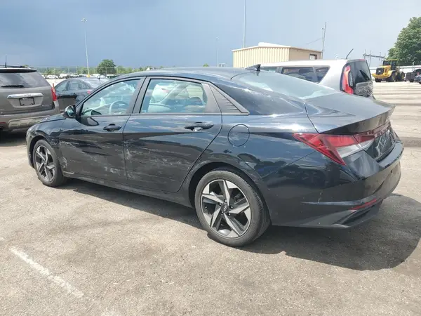 KMHLS4AG9PU515670 2023 HYUNDAI ELANTRA - Image 2