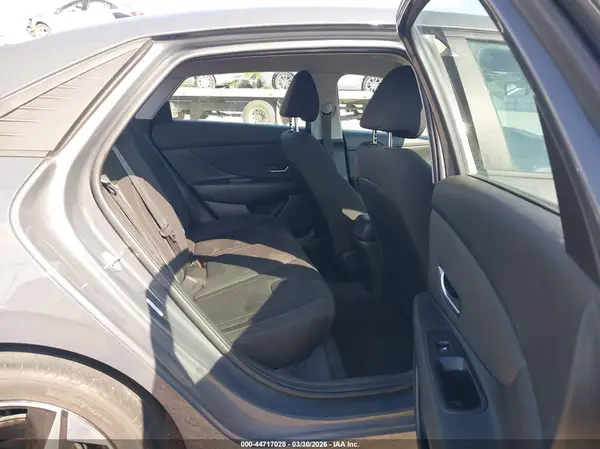 KMHLS4AG9PU563752 2023 HYUNDAI ELANTRA - Image 8