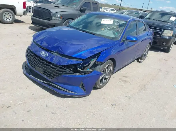 KMHLS4AG9PU575836 2023 HYUNDAI ELANTRA - Image 2