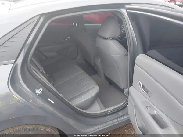 KMHLS4AG9PU580793 2023 HYUNDAI ELANTRA - Image 8