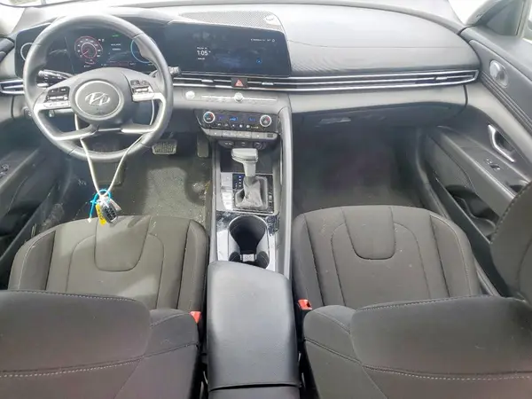KMHLS4AG9PU597240 2023 HYUNDAI ELANTRA - Image 8