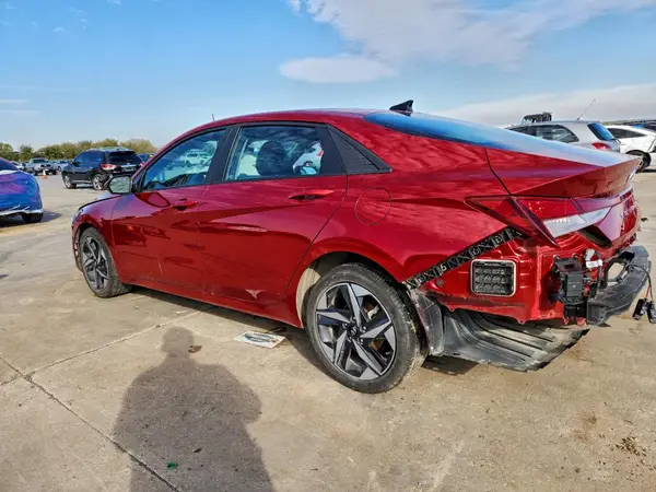 KMHLS4AG9PU597688 2023 HYUNDAI ELANTRA - Image 2