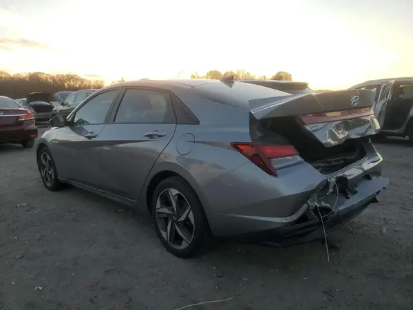 KMHLS4AG9PU603814 2023 HYUNDAI ELANTRA - Image 2