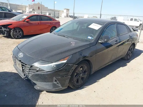 KMHLS4AGXMU105231 2021 HYUNDAI ELANTRA - Image 2