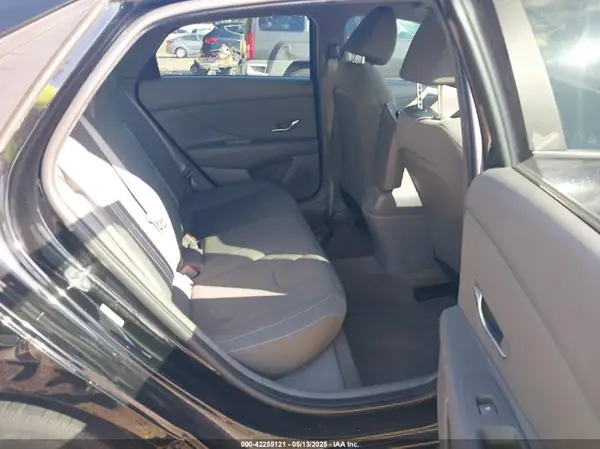 KMHLS4AGXMU212716 2021 HYUNDAI ELANTRA - Image 8