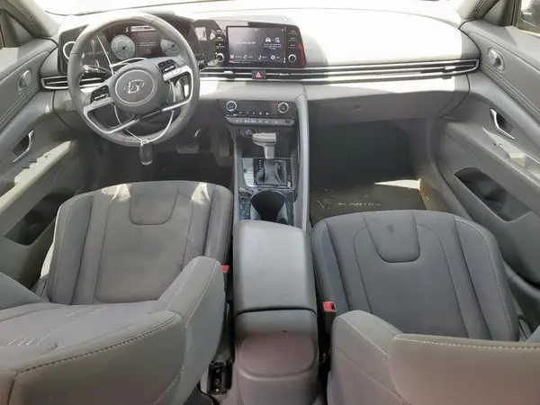 KMHLS4AGXNU218260 2022 HYUNDAI ELANTRA - Image 8