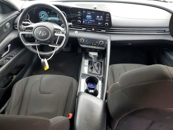 KMHLS4AGXNU240601 2022 HYUNDAI ELANTRA - Image 8