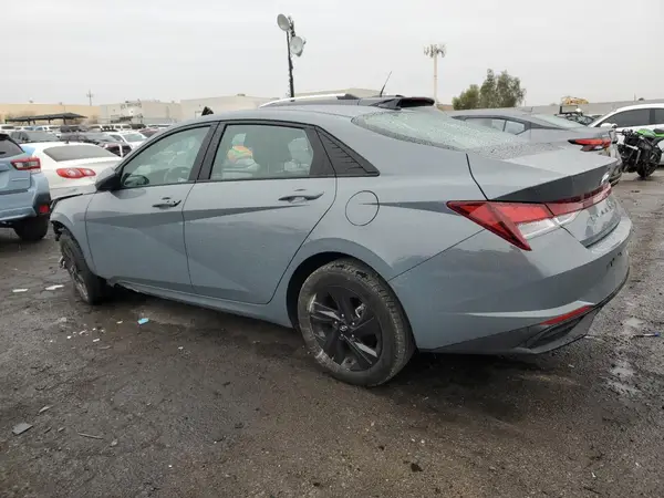 KMHLS4AGXNU282086 2022 HYUNDAI ELANTRA - Image 2