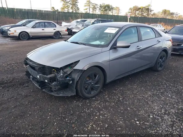 KMHLS4AGXNU299566 2022 HYUNDAI ELANTRA - Image 2