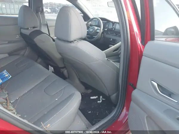 KMHLS4AGXNU367476 2022 HYUNDAI ELANTRA - Image 8