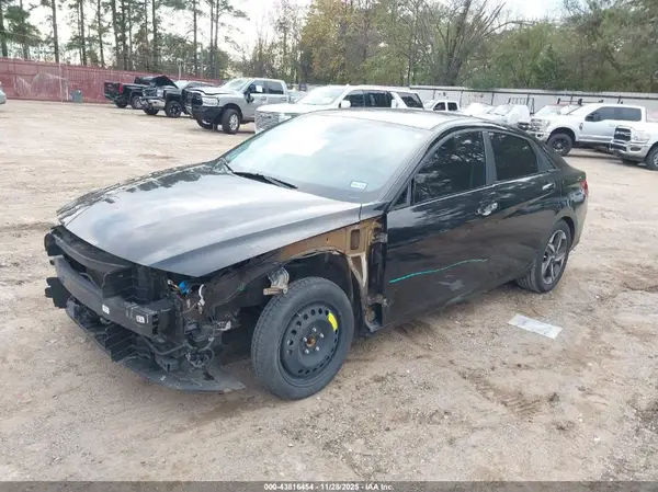 KMHLS4AGXPU413892 2023 HYUNDAI ELANTRA - Image 2