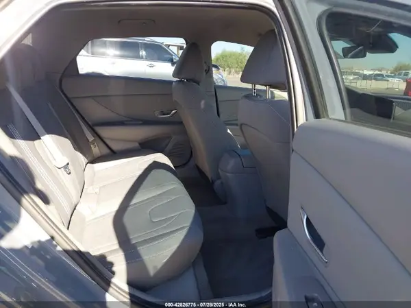 KMHLS4AGXPU437089 2023 HYUNDAI ELANTRA - Image 8