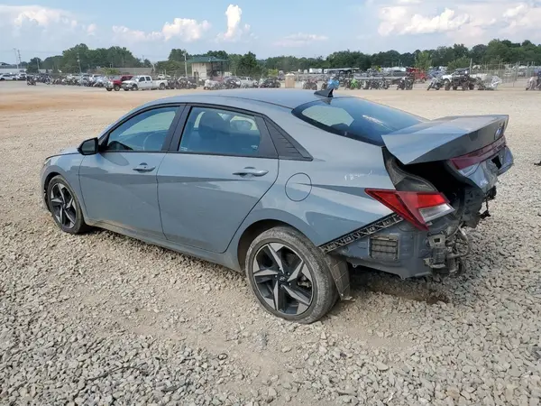KMHLS4AGXPU439926 2023 HYUNDAI ELANTRA - Image 2