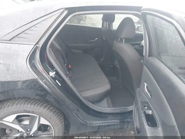 KMHLS4AGXPU442843 2023 HYUNDAI ELANTRA - Image 8