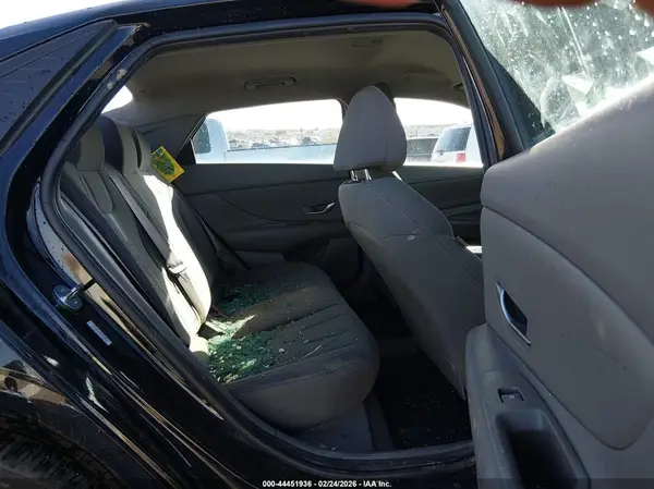 KMHLS4AGXPU469637 2023 HYUNDAI ELANTRA - Image 8